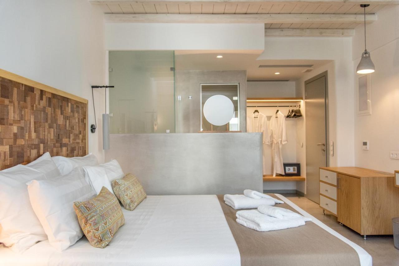Lithos Luxury Suites Tinos ภายนอก รูปภาพ