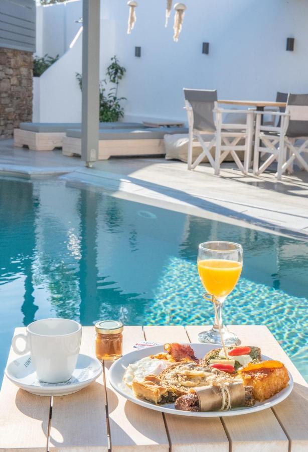 Lithos Luxury Suites Tinos ภายนอก รูปภาพ